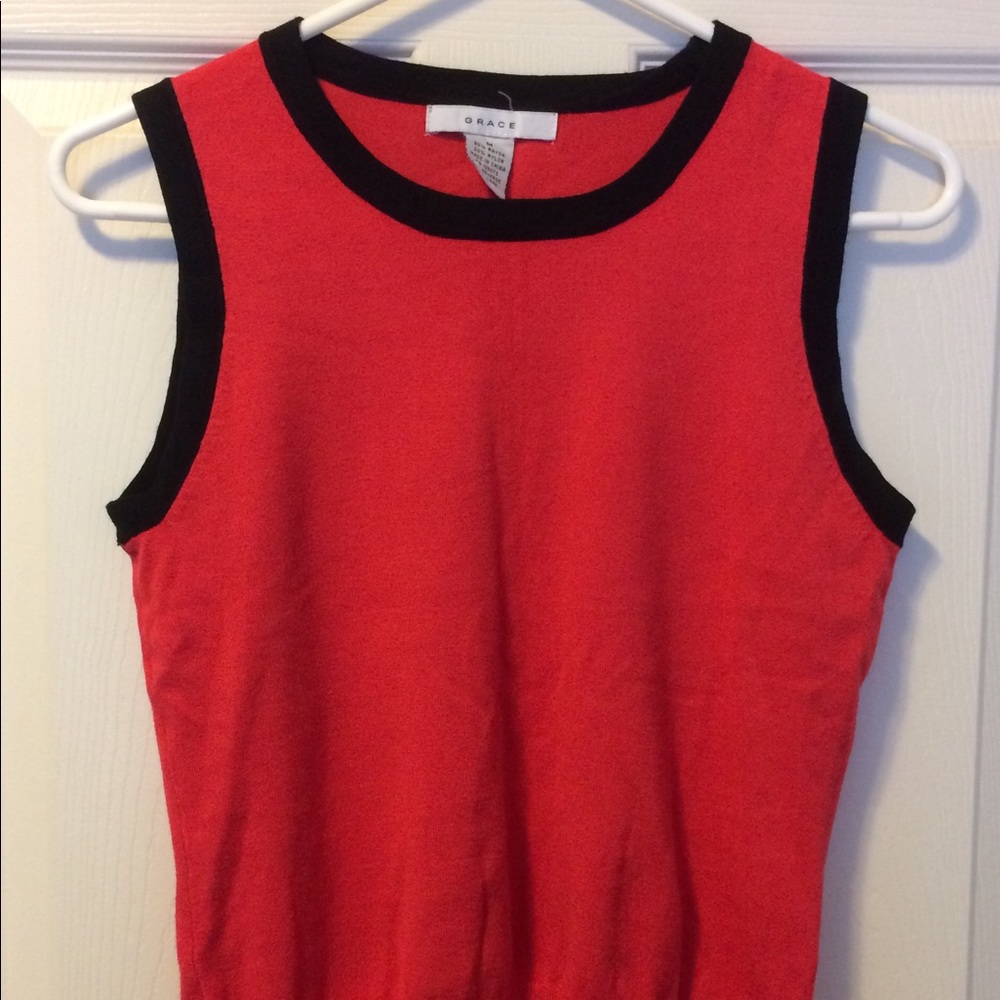 Women’s Sleeveless Sweater Tank Top Knit Medium Red Black Dressy Office Wear